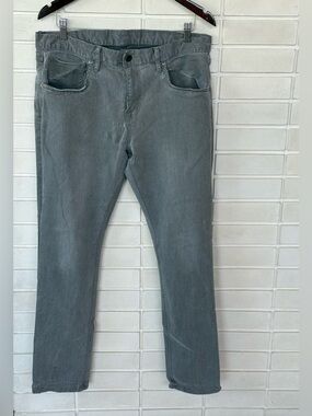Roark HWY 133 Slim Straight Denim * Gray * Approx 34x32 or XL